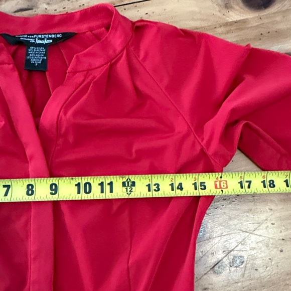 Diane Von Furstenberg button down dress size 2 - Picture 7 of 15